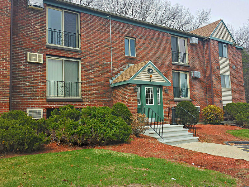 Pinewood Estates, Manchester NH Apartments for Rent