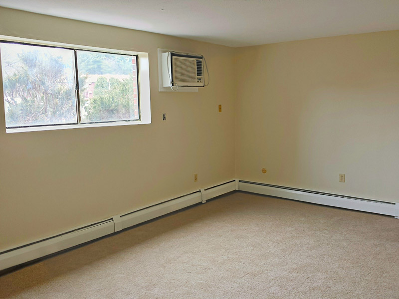 Pinewood Estates, Manchester NH Apartments for Rent